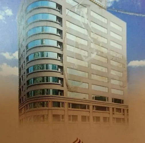 Nisus Hotel