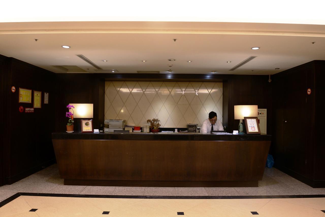 Nisus Hotel 3*