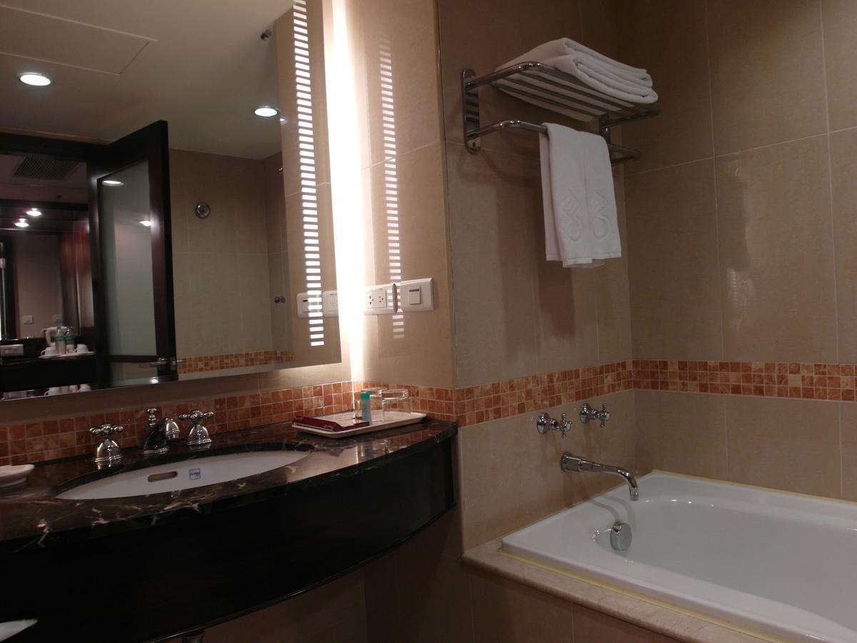 Nisus 3* Taipei