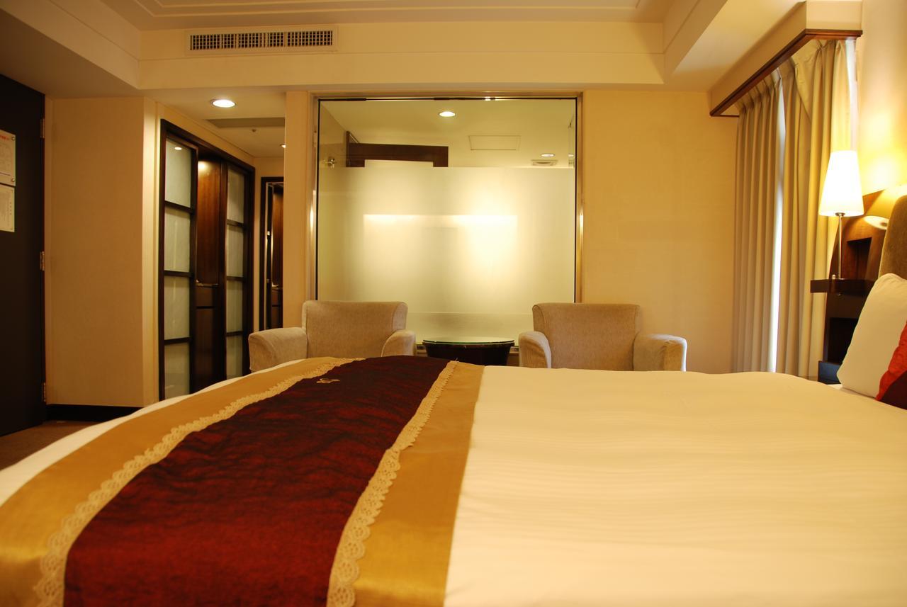 Nisus Hotel 3*