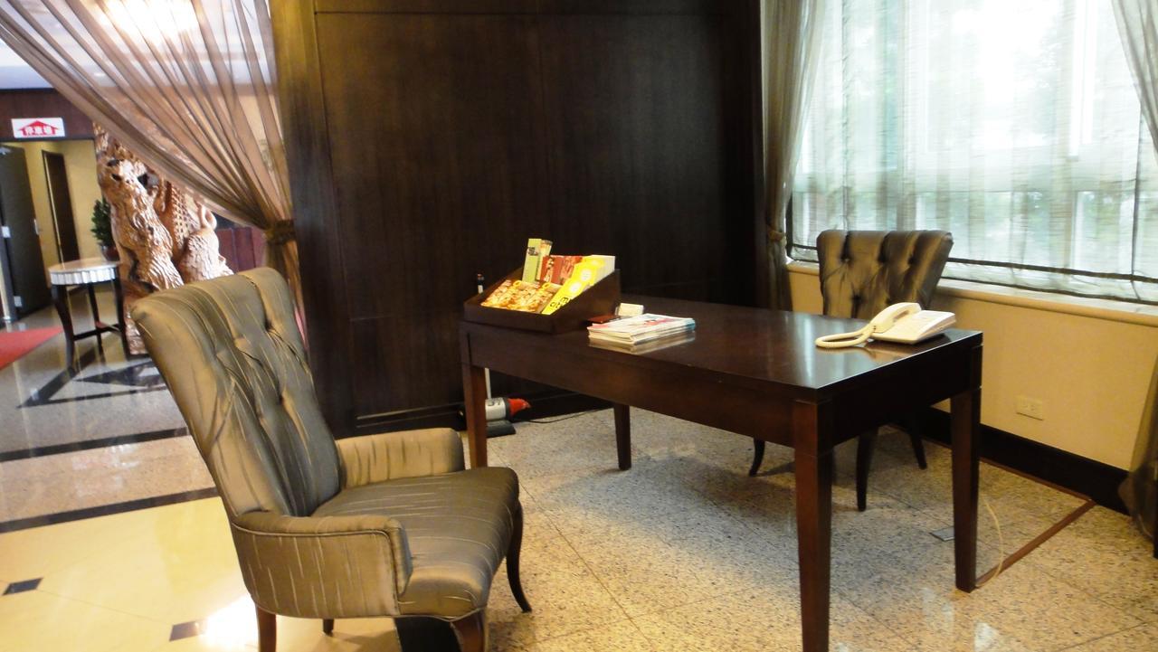 Nisus Hotel Taipei