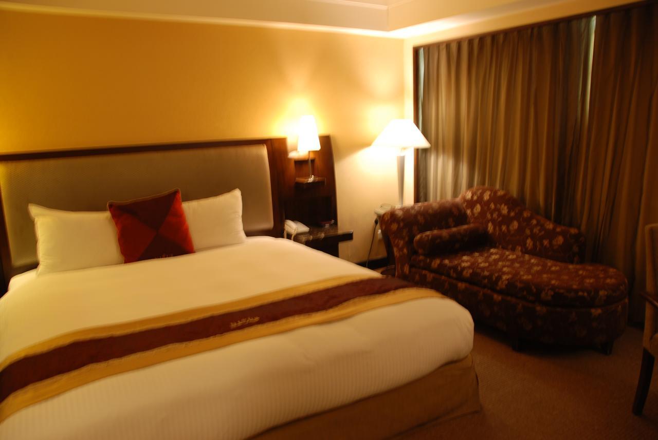 Nisus 3* Taipei