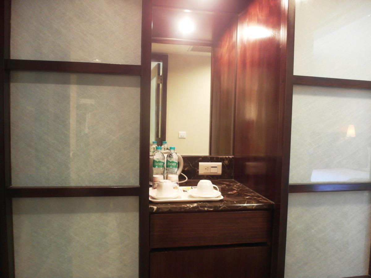 Nisus Hotel Taipei