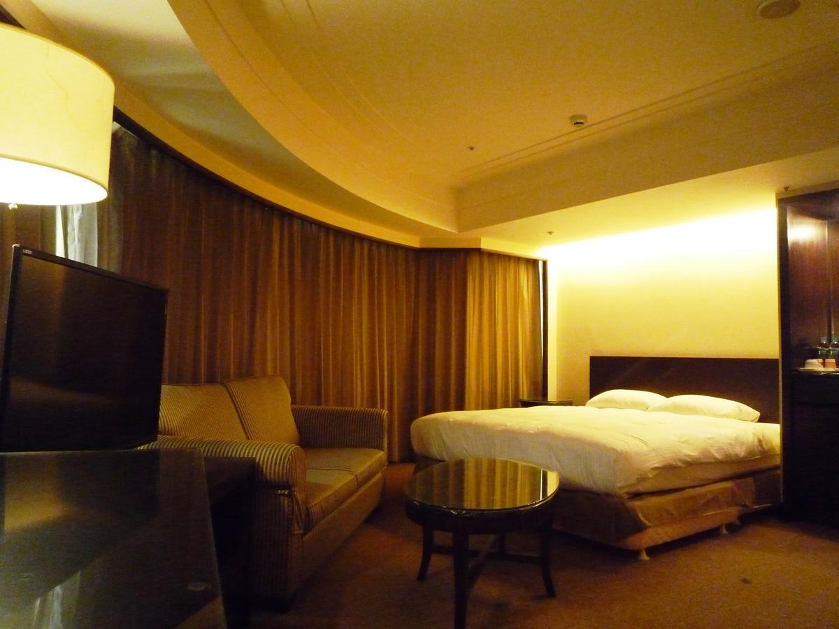 Nisus Hotel 3*