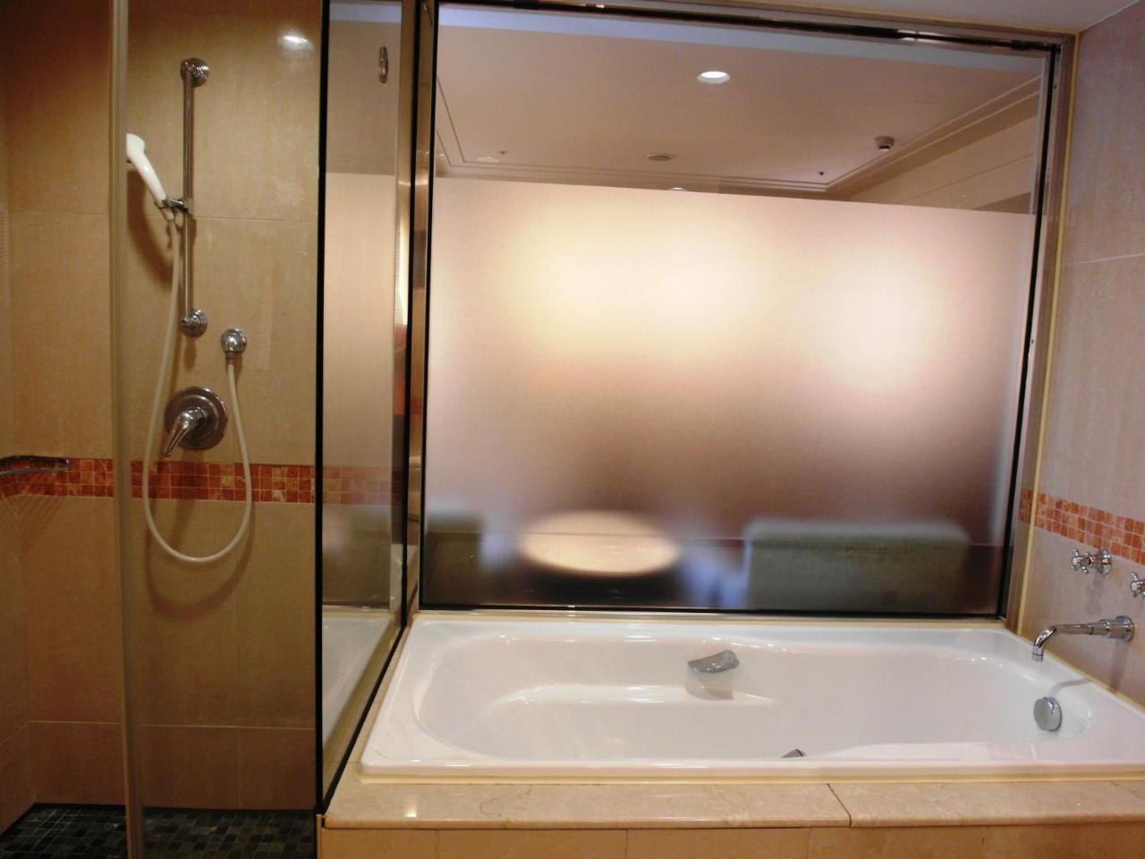 Nisus 3* Taipei
