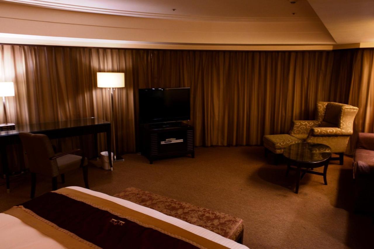 Nisus Hotel Taipei